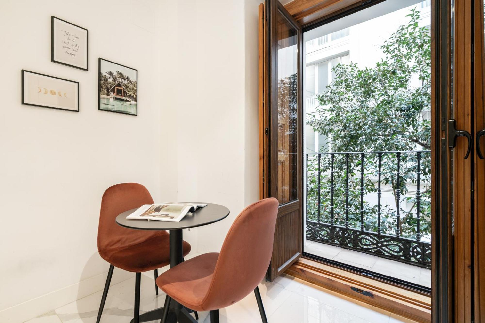Dobo Madrid Luna Exteriér fotografie